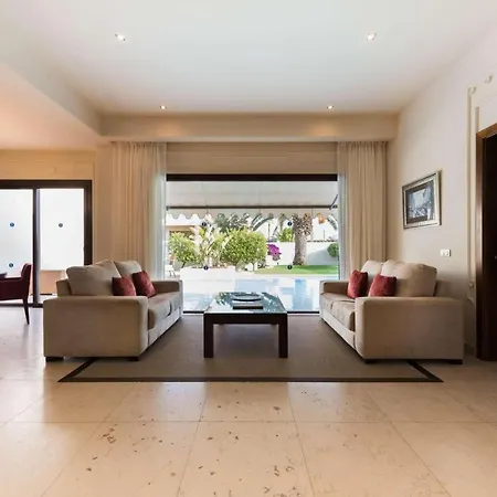 Villa Grand Alondra Puerto del Carmen (Lanzarote)
