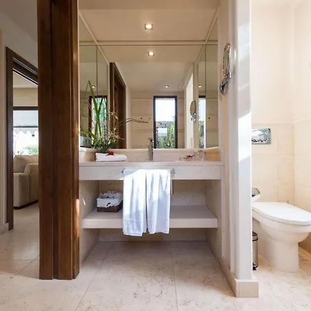 Grand Alondra Villa Puerto del Carmen (Lanzarote)